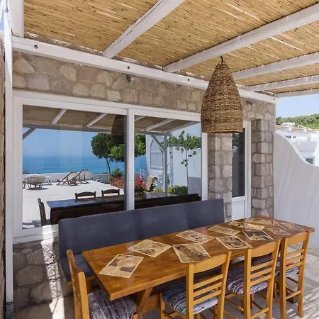 Luxury Rooftop With Private Pool In Milos, 3 Bedrooms *