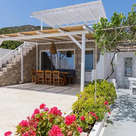 Villa Luxury Rooftop With Private Pool In Milos, 3 Bedrooms