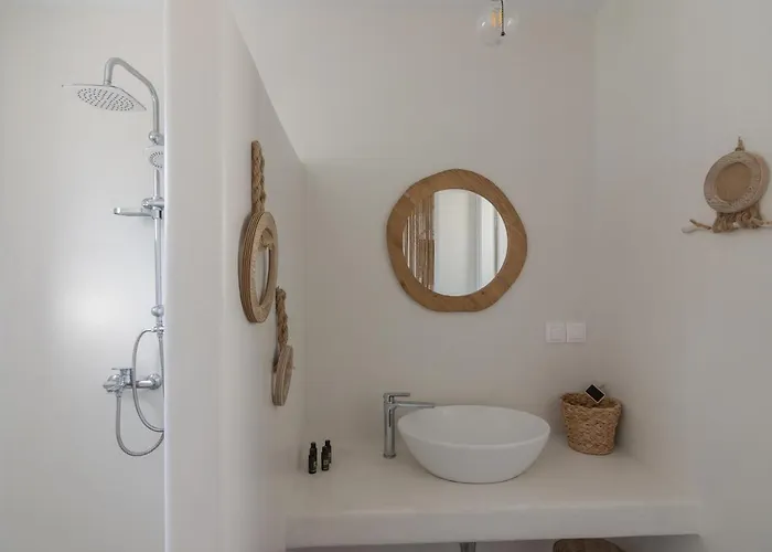 Luxury Three-Bedroom Private Pool Villa With 4 Bathrooms And Breakfast Included Villa *