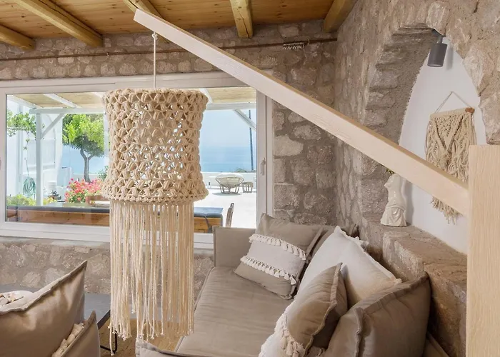 Luxury Three-Bedroom Private Pool Villa With 4 Bathrooms And Breakfast Included