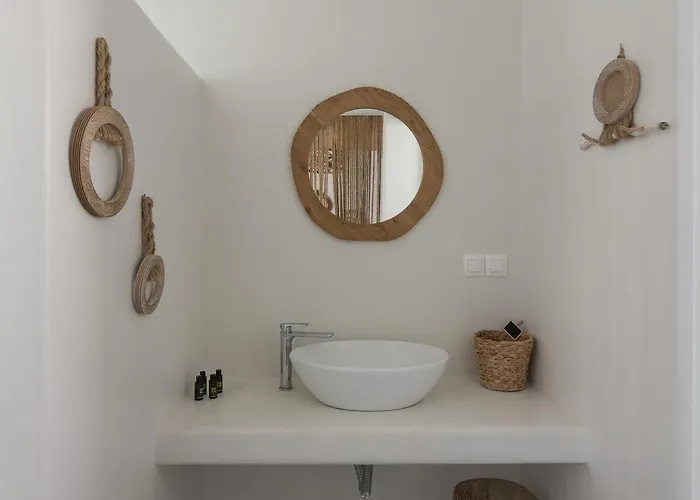 Luxury Rooftop With Private Pool In Milos, 3 Bedrooms * Provatas