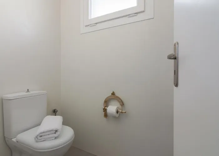 Luxury Three-Bedroom Private Pool Villa With 4 Bathrooms And Breakfast Included Villa Provatas