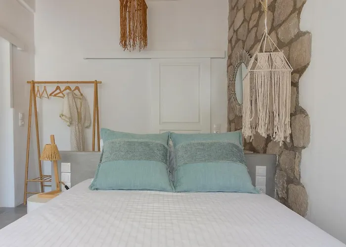 Luxury Rooftop With Private Pool In Milos, 3 Bedrooms Villa *