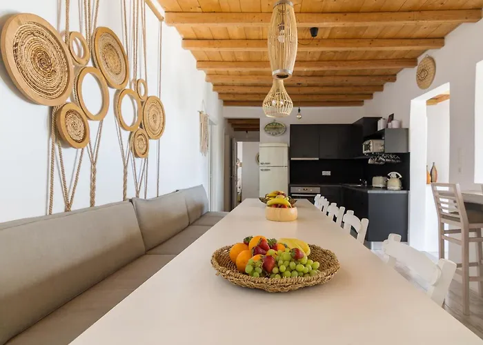 Luxury Rooftop With Private Pool In Milos, 3 Bedrooms *