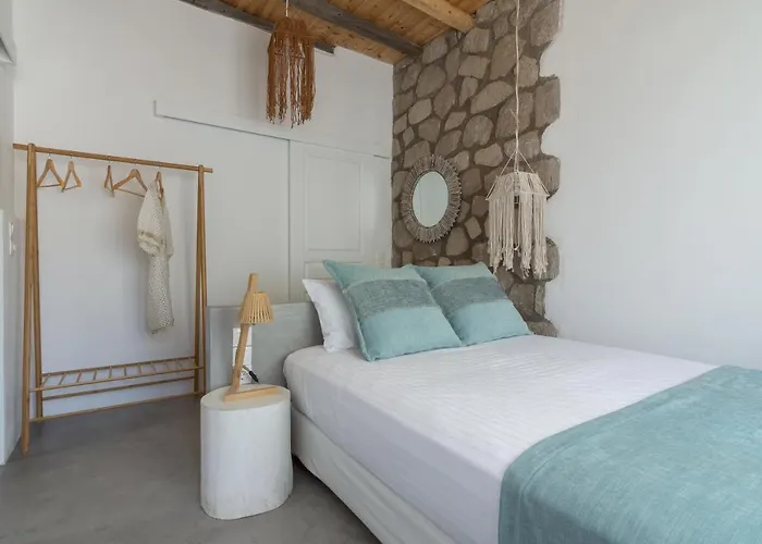 Luxury Rooftop With Private Pool In Milos, 3 Bedrooms Villa *
