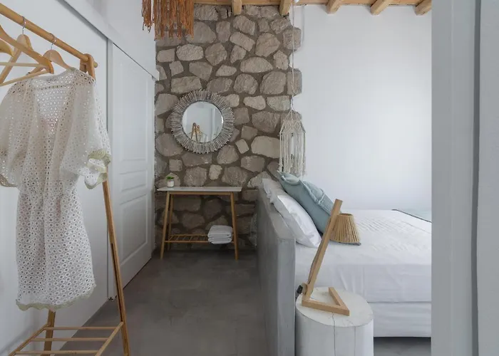 Villa Luxury Rooftop With Private Pool In Milos, 3 Bedrooms