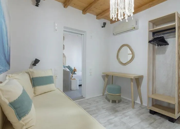 Luxury Rooftop With Private Pool In Milos, 3 Bedrooms Villa Provatas