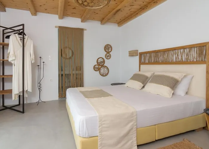 Luxury Rooftop With Private Pool In Milos, 3 Bedrooms Villa Provatas