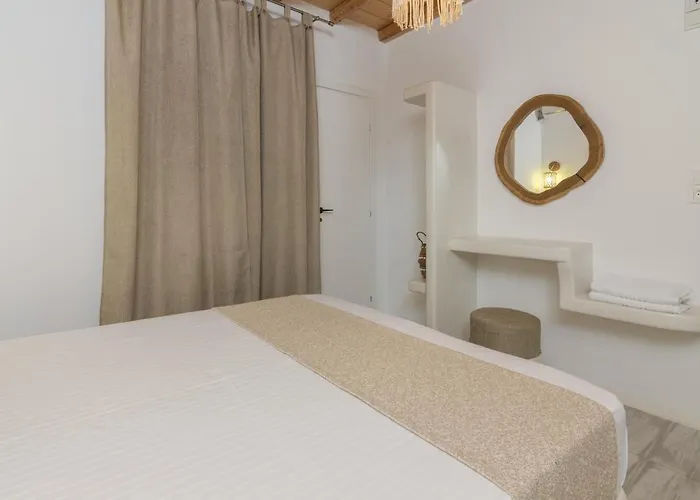 Luxury Rooftop With Private Pool In Milos, 3 Bedrooms Villa *