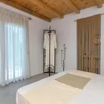 Luxury Rooftop With Private Pool In Milos, 3 Bedrooms Villa