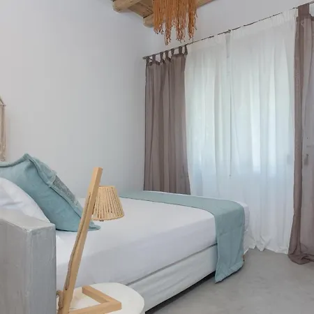 Villa Luxury Rooftop With Private Pool In Milos, 3 Bedrooms *