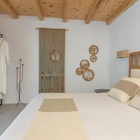 Luxury Rooftop With Private Pool In Milos, 3 Bedrooms Villa *
