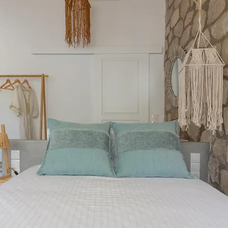 Luxury Rooftop With Private Pool In Milos, 3 Bedrooms Villa *