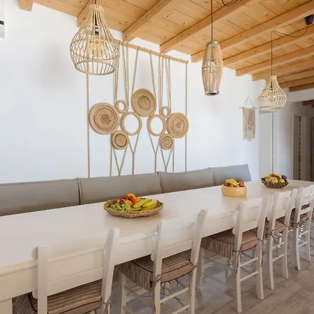 Villa Luxury Rooftop With Private Pool In Milos, 3 Bedrooms *