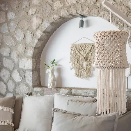 Luxury Rooftop With Private Pool In Milos, 3 Bedrooms *