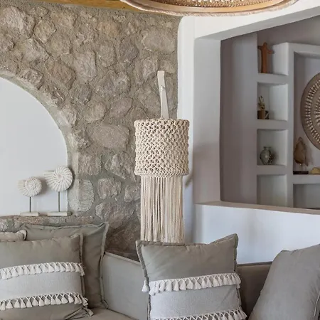 Luxury Rooftop With Private Pool In Milos, 3 Bedrooms *