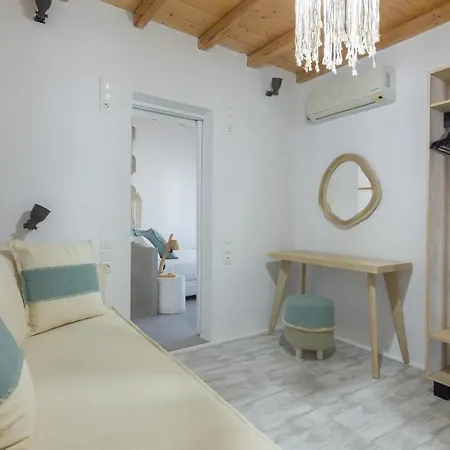 Luxury Rooftop With Private Pool In Milos, 3 Bedrooms Villa Provatas