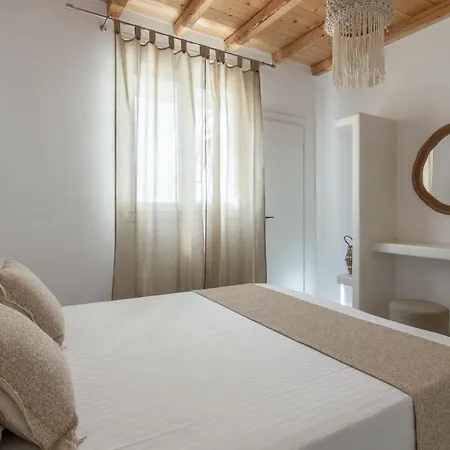 Willa Summer Boutique With A Stunning Sea View And A Swimming Pool Provatas